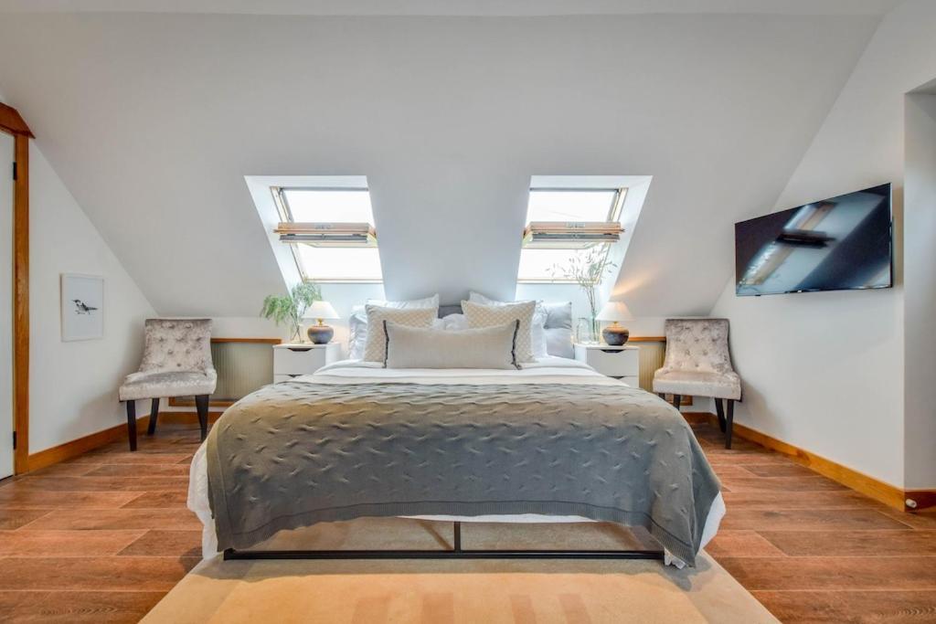 The Lookout At Cloatley Meadow Apartment Hankerton Ngoại thất bức ảnh